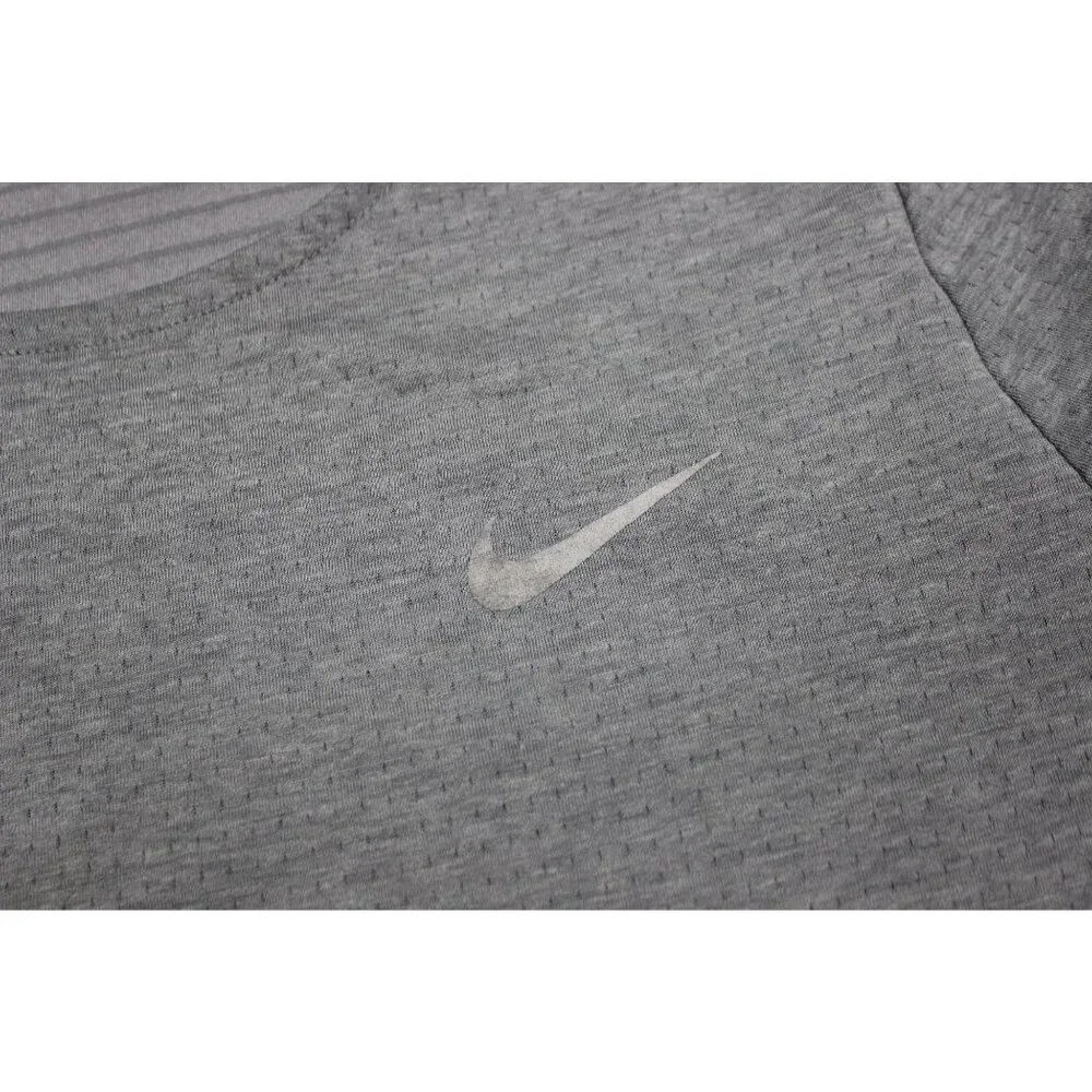 Nike Running Dri-Fit men's‎ crew neck long sleeve athletic workout shirt M
